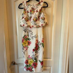 True Violet Floral sleeveless Dress. UK 8